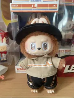 ラブブ　店員　WACKY MART SERIES ぬいぐるみ