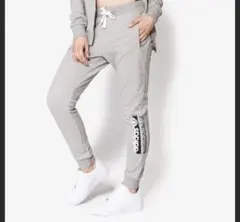 アディダスオリジナルス　スエットパンツ