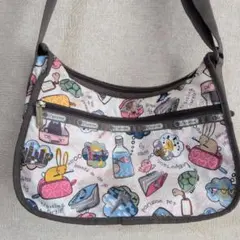 LeSportsac ショルダーバッグ可愛い 総柄　軽量のサムネイル