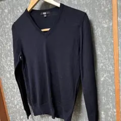 ウール ネイビー Vネック セーター 長袖ユニクロ