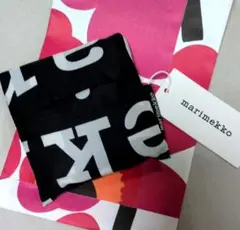 ◆お値下◆〈新品〉【マリメッコ】正規品 スマートバッグ (マリロゴ) ブラック