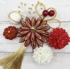 髪飾り　☆4254☆ mami様　つまみ細工　成人式　卒業式