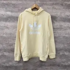 adidas（アディダス）⭐︎トレフォイルロゴフーディー イエローパーカー