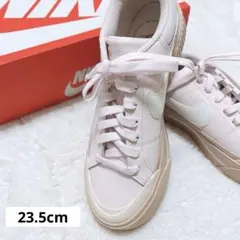 【美品】NIKE W COURT LEGACY LIFT 23.5cm