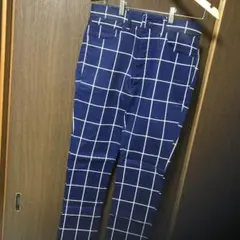 スキニーパンツ