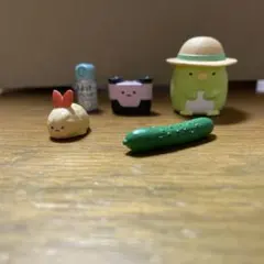 すみっこぐらし夏のサムネイル