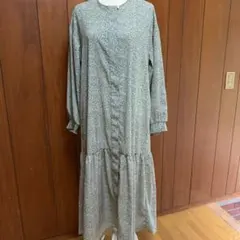 美品　ニコアンド　花柄ワンピース ロングワンピース