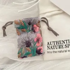 インド刺繍リボン　ミニ巾着　グレー　ハンドメイド