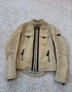美品⭐︎レディース バイクジャケット　革　ライダースジャケット S おまけ付のサムネイル