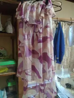 オフショルダー フリル ミニワンピース ピンク紫