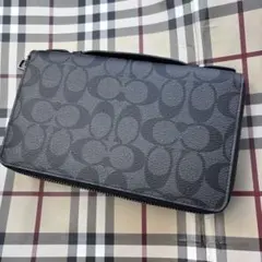 美品　コーチ長財布ダブルジップトラベルセカンドバック
