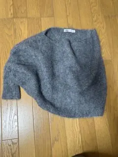 ZARA ワンショルダーニットのサムネイル