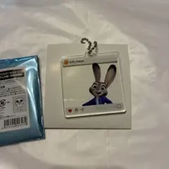 ジュディ・ホップス アクリルキーホルダー　ズートピアカフェ　ジュディ　ズートピア