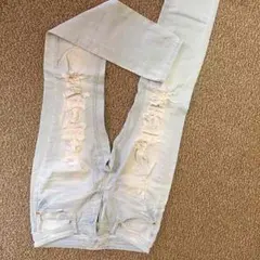 ダメージデニム