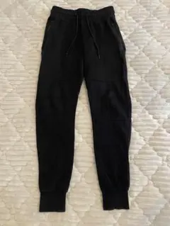 H&M スウェット　黒　ファスナーポケット　XSサイズ