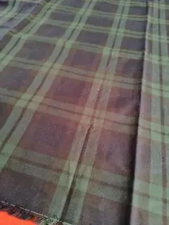 緑と黒のチェック柄生地