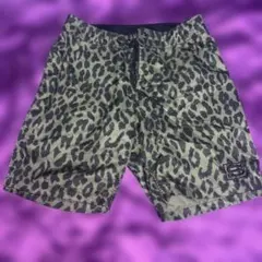 STUSSY 　ヒョウ柄カーキショートパンツ　テーパード