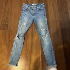ZARA レディースライトブルーダメージスキニーデニム36
