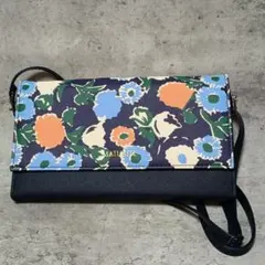 ✨極美品✨ MATURITE マチュリテ 財布ショルダー ウォレットバッグ 花柄