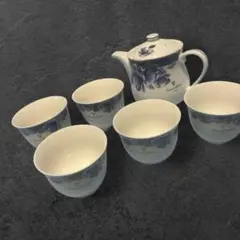 Giovanni Valentino ティーポットとカップセット 青い花柄