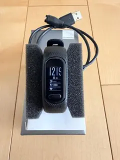 【値下げ済】vivosmart5 garmin S/Mサイズ　ブラック