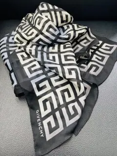 【E】　ジバンシー　GIVENCHY 幾何学模様 スカーフ　モノトーンカラー