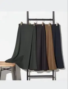 タグ付き　UNIQLO ブラッシュドジャージーフレアスカート
