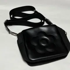 マリクワ　マリークワント　ショルダー　鞄　バッグ　黒　ブラック　ポーチ