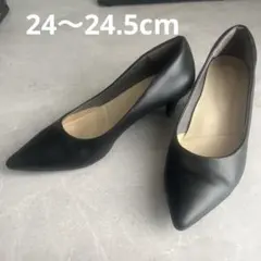 ブラック　ローヒールパンプス