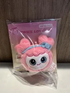 TWICE LOVELYS GiGO限定 モモ ぬいぐるみ ラブリー TWICE - TWICE LOVELYS ハグぐるみ GIGO限定 モモの通販 by