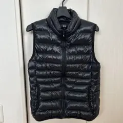 UNIQLO ブラック ダウンベスト M