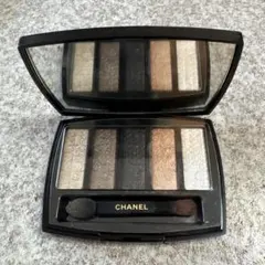 【未使用】CHANEL ルミエール　グラフィック（アイシャドウ） ◎CHANEL ルミエールグラフィック アイシャドウ ホリデー特別限定