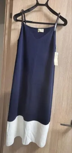 【新品タグ付き】RE.VEROFONNA ニットワンピースのサムネイル