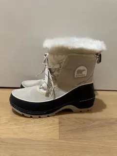 SOREL ファー付きスノーブーツ ホワイト/ブラック