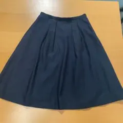 ナチュラルビューティー　ベーシック　スカート　ネイビー