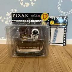 PIXAR WALL-E シーンフィギュア キーホルダー　2点セット　ウォーリー