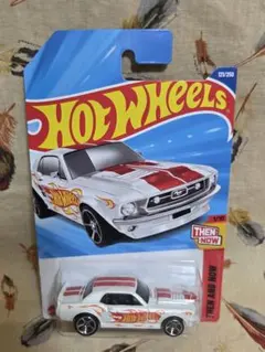 ホットウィール HALL OF FAME スネークマングース プリマスバラクーダ