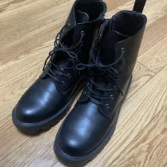 GU ライトボリュームソールレースアップシューズ