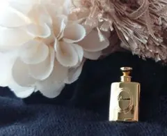 VintageChristian Diorディオールゴールド 香水 ピンバッジ