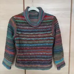 マルチカラーストライプタートルネックセーター