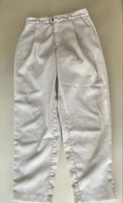 アイボリー　タック　パンツ　コーデュロイ　白