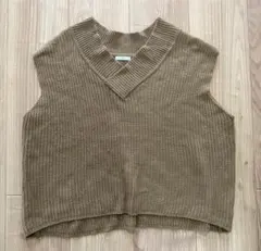 【URBAN RESEARCH】ベージュ Vネック ニットベスト オーバーサイズ