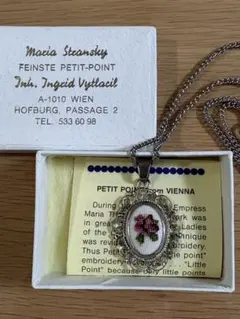 Maria Stransky フィンステ・プティ・ポイントネックレス