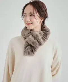 新品未使用❤️ ウェーブフェイクファーマフラー シューラルー✨ 黒 black