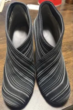 Item thumbnail for item b66ac833-3ac0-4a69-a271-b7b3a1e0d48d