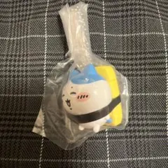 ちいかわ寿司　フィギュアキーホルダー　ハチワレ