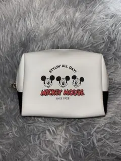 【Disney】ミッキー ポーチ ディズニーストア 限定品