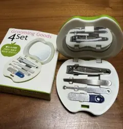 お手入れ4点セット りんご型ケース　爪切り　毛抜き　耳かき　爪ヤスリ