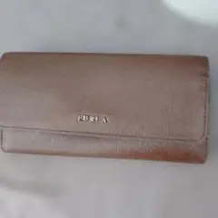 FURLA ブラウン 長財布 フラップ式
