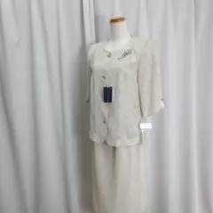 未使用タグ付 定価2.2万 総刺繍 スカートセットアップ ブローチ付